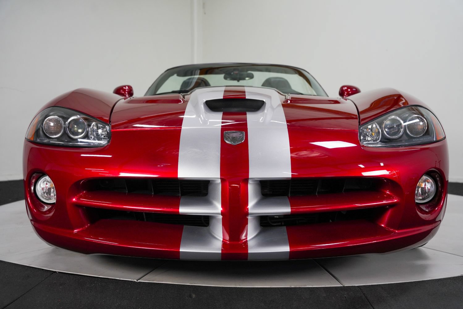 Used 2008 Dodge Viper SRT-10 RWD image 16