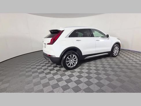 Used 2023 Cadillac XT4 Premium Luxury FWD image 36