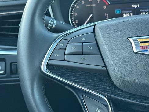Used 2025 Cadillac XT5 Premium Luxury image 37