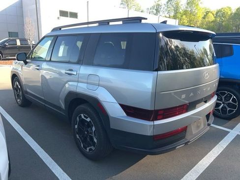 Used 2024 Hyundai Santa Fe SEL image 12