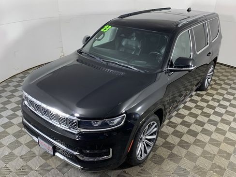 Used 2023 Jeep Grand Wagoneer Series II image 16