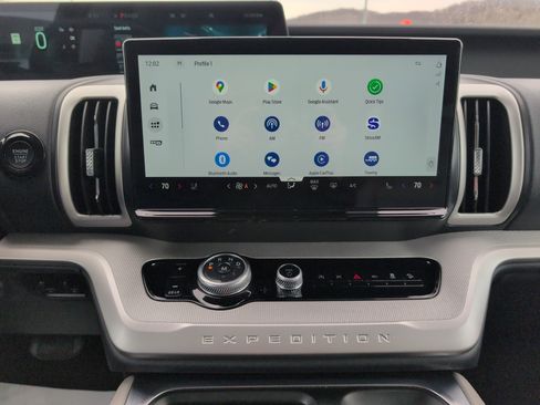 Certified 2025 Ford Expedition Max Active image 22