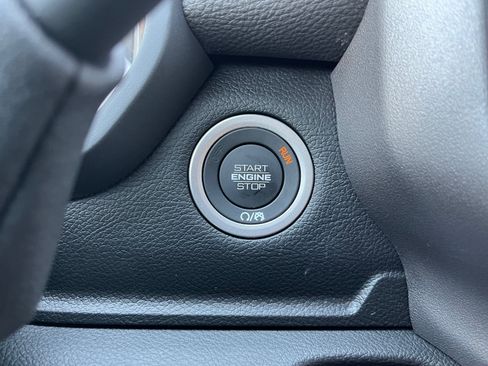 New 2026 RAM 3500 Laramie AWD/4WD image 21