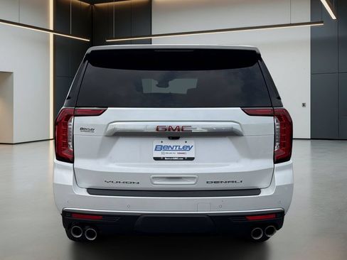 Certified 2024 GMC Yukon XL Denali w/ Advanced Technology Package AWD/4WD image 5
