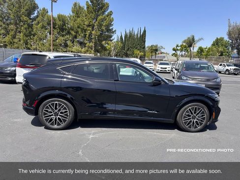 Used 2024 Ford Mustang Mach-E Premium image 7