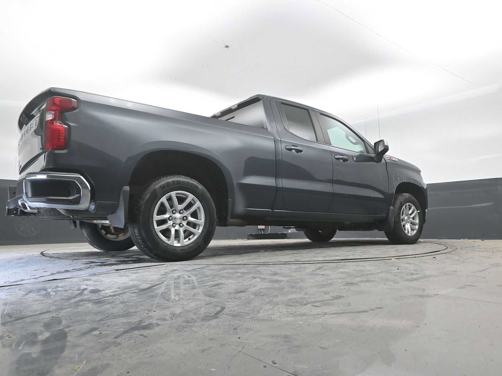 Used 2019 Chevrolet Silverado 1500 LT w/ All-Star Edition AWD/4WD image 34
