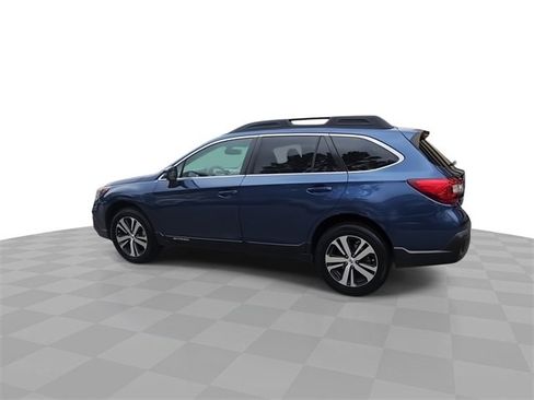 Used 2019 Subaru Outback 2.5i Limited image 6