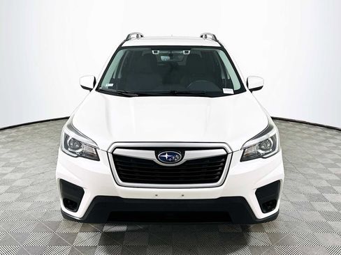 Used 2019 Subaru Forester Premium image 2