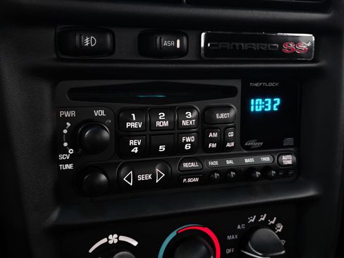 Used 2000 Chevrolet Camaro Z28 w/ SS Performance/Appearance Pkg image 41