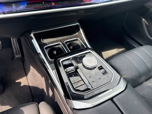 Used 2023 BMW 740i RWD image 14
