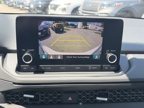 Certified 2023 Honda Accord EX image 29