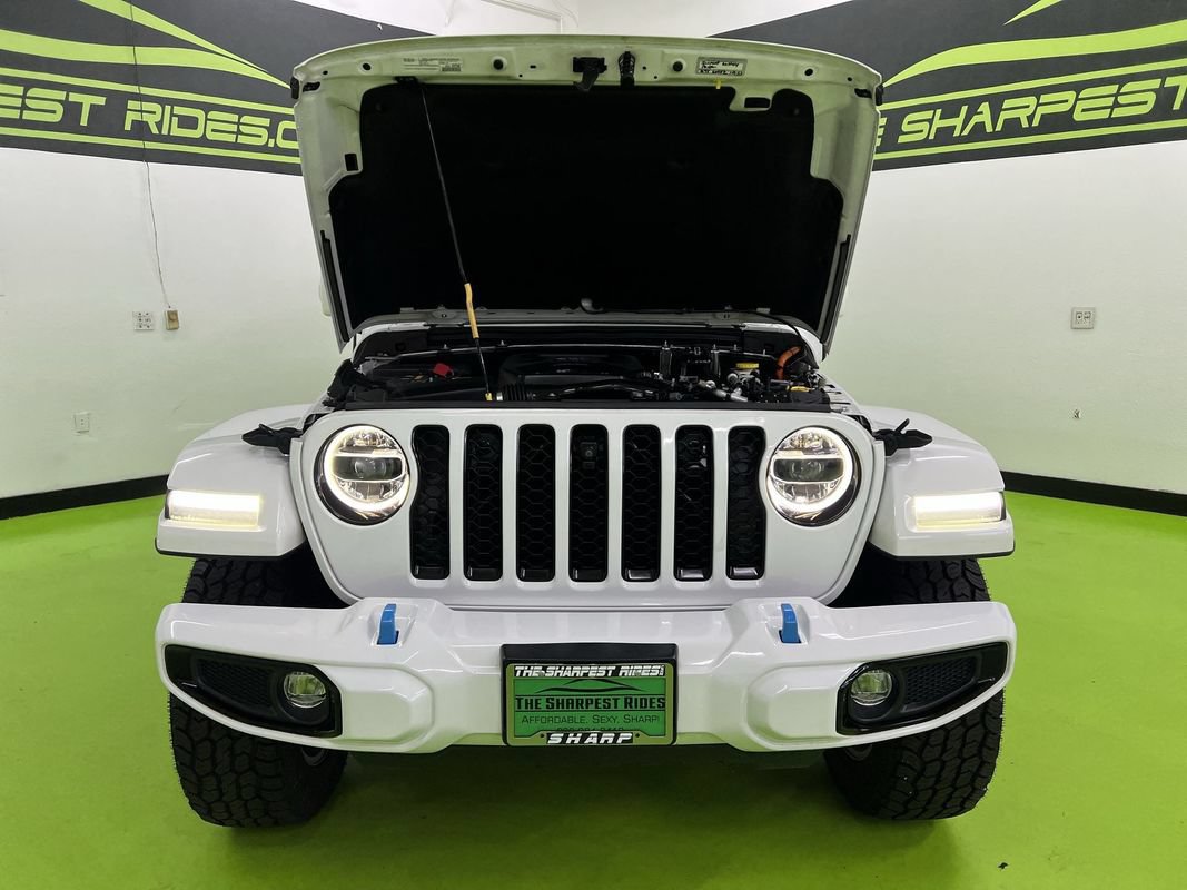 Used 2022 Jeep Wrangler Unlimited Sahara AWD/4WD image 4
