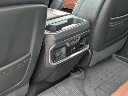 Used 2024 GMC Sierra 3500 Denali Ultimate AWD/4WD image 32