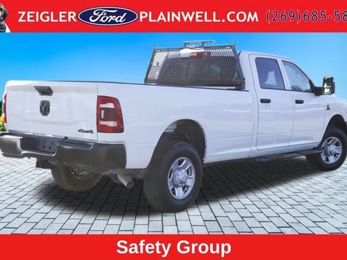 Used 2024 RAM 3500 Tradesman w/ Safety Group AWD/4WD image 3