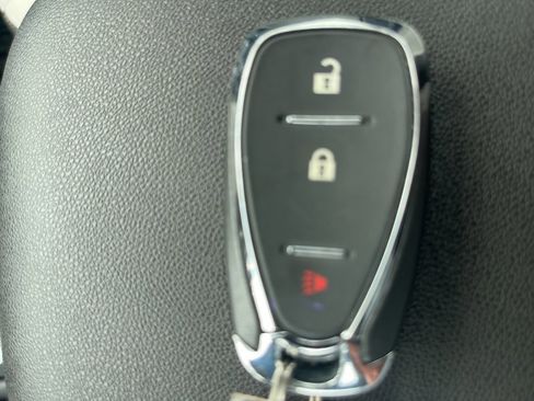 Used 2020 Chevrolet Equinox LS w/ LS Convenience Package image 22