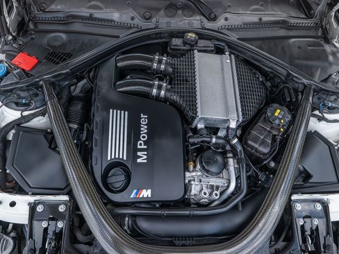 Used 2018 BMW M3 Base image 18