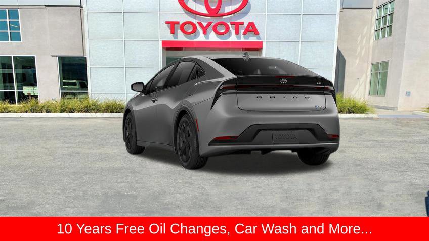 New 2027 Toyota Prius LE FWD image 17