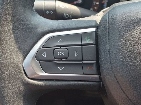 Certified 2023 Jeep Compass Latitude w/ Sun and Sound Group AWD/4WD image 23
