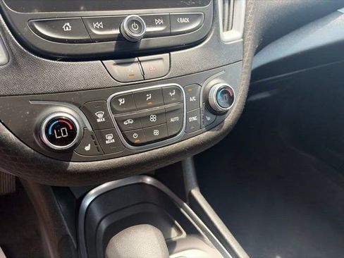 Used 2024 Chevrolet Malibu LT FWD image 21