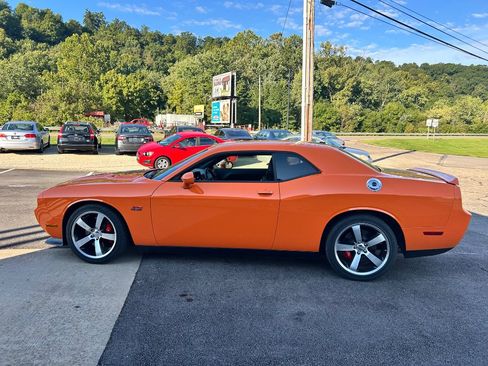 Used 2012 Dodge Challenger SRT8 RWD image 6