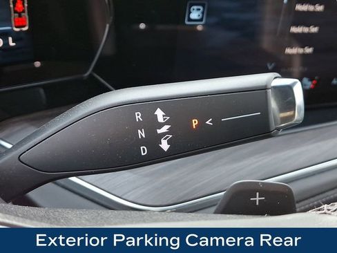 Used 2025 Chevrolet Tahoe Z71 image 19