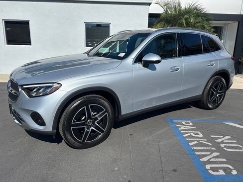 Certified 2026 Mercedes-Benz GLC 300 image 3