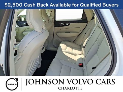 New 2026 Volvo XC60 B5 Ultra w/ Protection Package Premier image 12