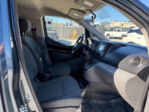 Used 2017 Chevrolet City Express LT w/ Technology Package image 16