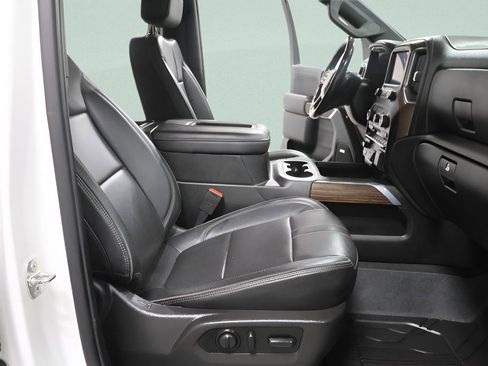 Used 2022 Chevrolet Silverado 1500 High Country AWD/4WD image 31