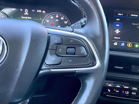 Used 2023 Buick Envision Essence image 24