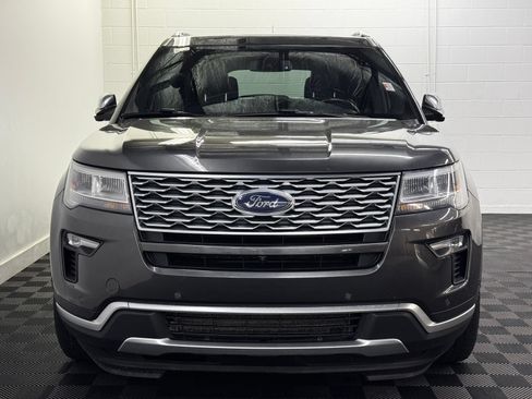 Used 2018 Ford Explorer Platinum AWD/4WD image 5