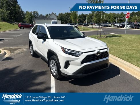 Used 2025 Toyota RAV4 LE FWD image 1
