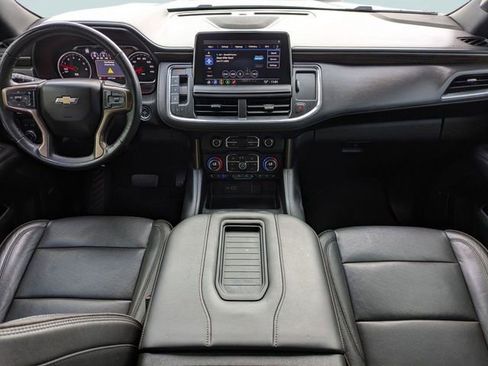 Used 2021 Chevrolet Suburban High Country image 18