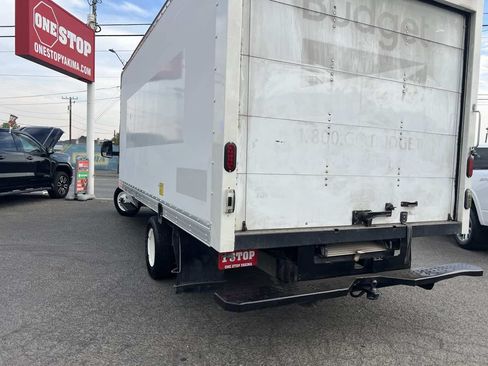 Used 2017 Ford E-350 and Econoline 350 Super Duty RWD image 7