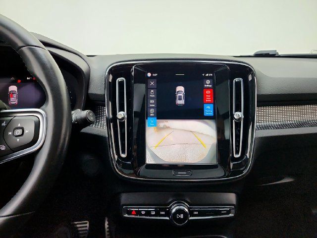 Used 2022 Volvo XC40 P8 Recharge Plus AWD/4WD image 29