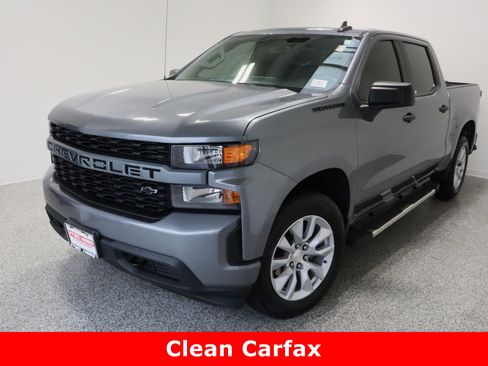 Used 2021 Chevrolet Silverado 1500 Custom w/ LPO, Dark Essentials Package image 2