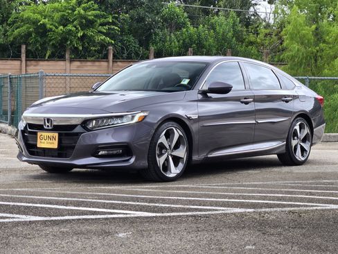 Used 2019 Honda Accord Touring image 8