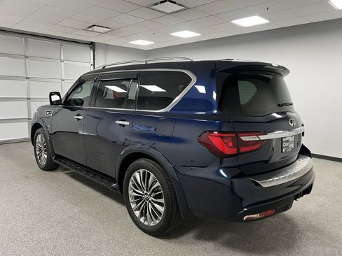 Used 2018 INFINITI QX80 4WD w/ Driver Assistance Package image 9