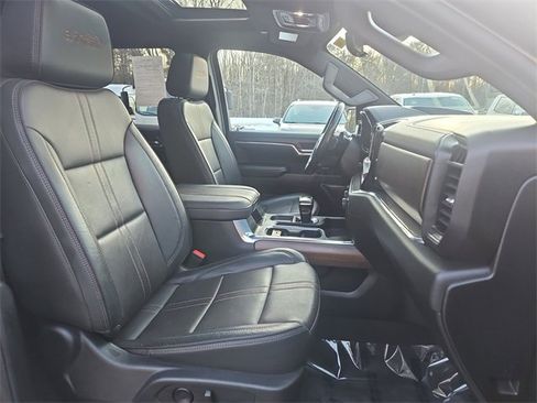 Used 2024 Chevrolet Silverado 1500 High Country w/ Technology Package image 29