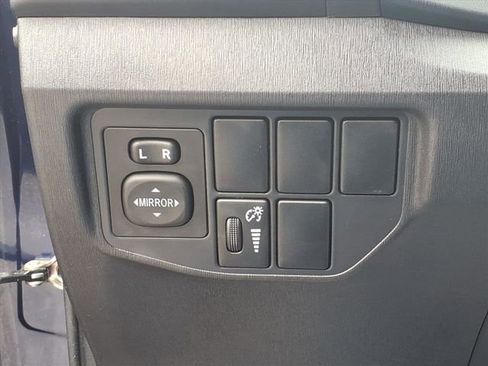 Used 2013 Toyota Prius Three FWD image 16