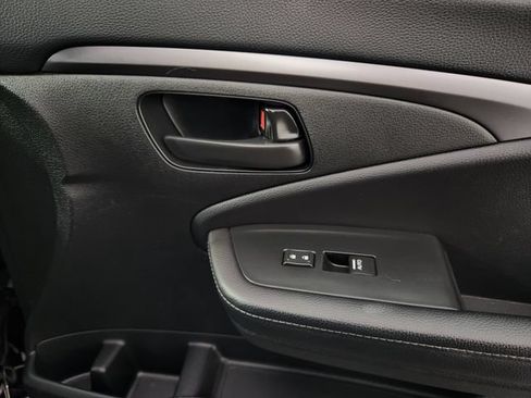 Used 2024 Honda Passport EX-L image 16