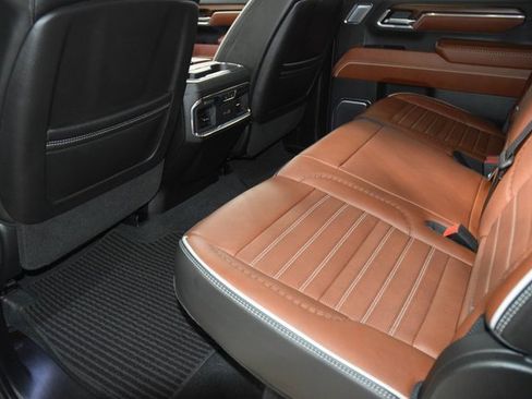 Used 2024 GMC Sierra 3500 Denali Ultimate image 47