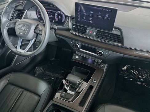 Used 2023 Audi Q5 2.0T Premium Plus w/ Premium Plus Package image 6