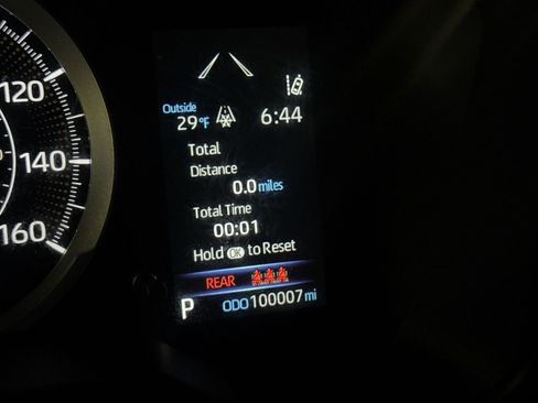 Used 2021 Toyota Corolla LE image 16