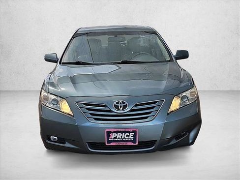 Used 2009 Toyota Camry XLE FWD image 8