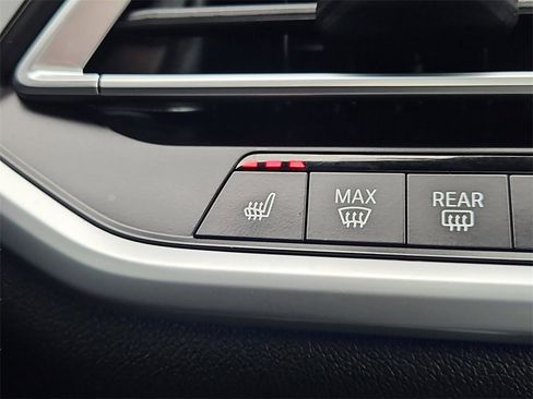 Used 2022 BMW X5 xDrive40i image 21