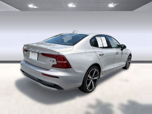 Certified 2024 Volvo S60 B5 Core w/ Climate Package AWD/4WD image 9