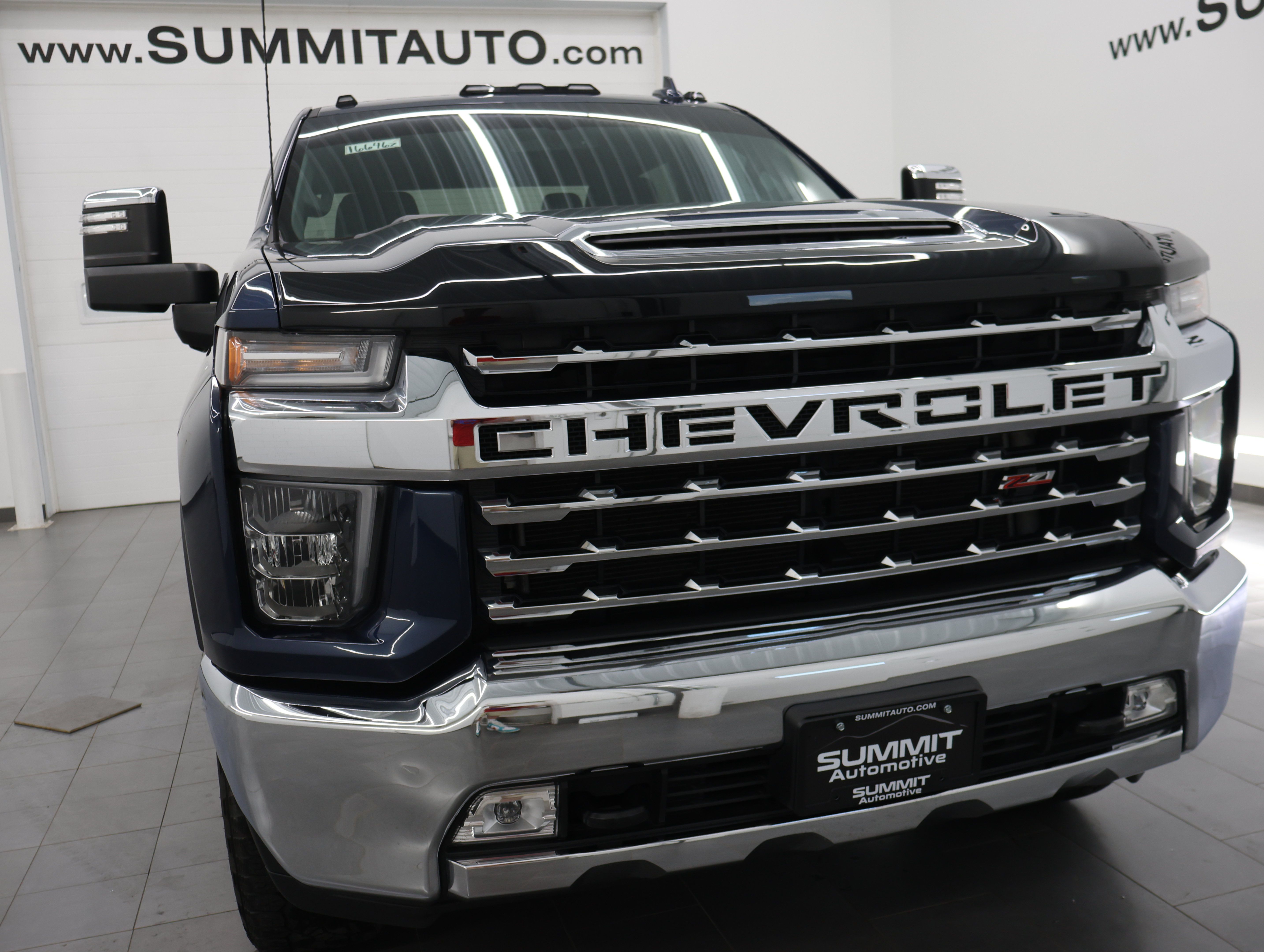 Used 2023 Chevrolet Silverado 2500 LTZ w/ Gooseneck/5TH Wheel Package AWD/4WD image 23