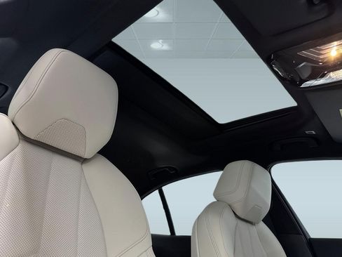 Used 2026 BMW 530i w/ Premium Package image 15