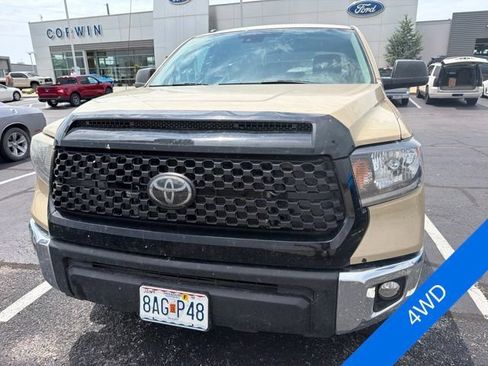 Used 2018 Toyota Tundra SR5 w/ SR5 Upgrade Package AWD/4WD image 2